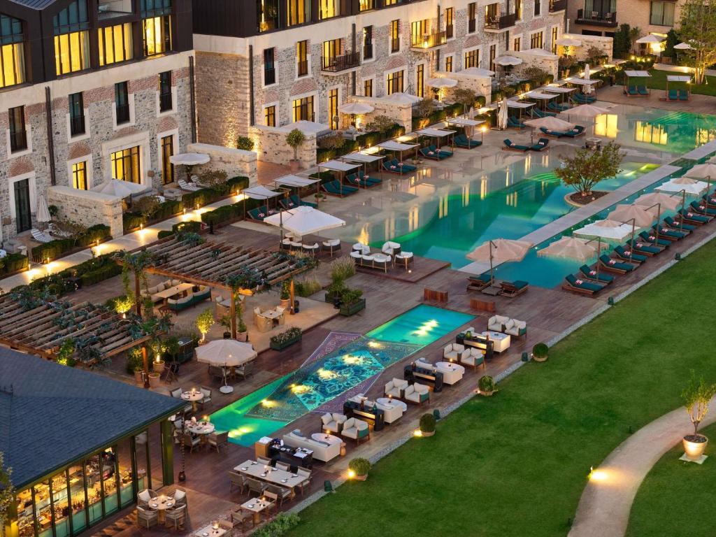 A breathtaking view of the Golden Horn and historical peninsula at sunset from the Aliée Hotel in Tersane Istanbul.