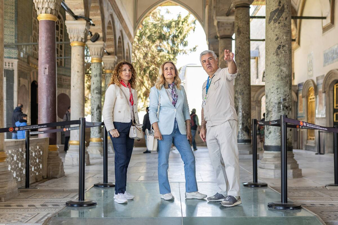 expert-private-tour-guide-istanbul-storytelling